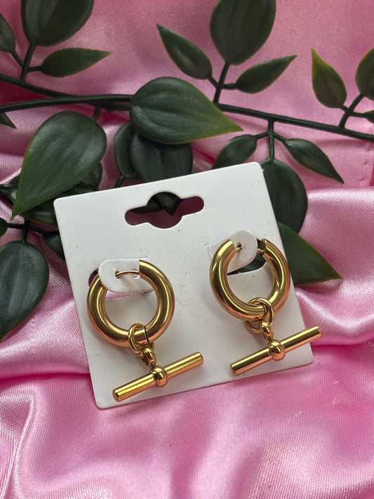 Dakota T bar hoop stainless steel / water resistant/ tarnish resistant