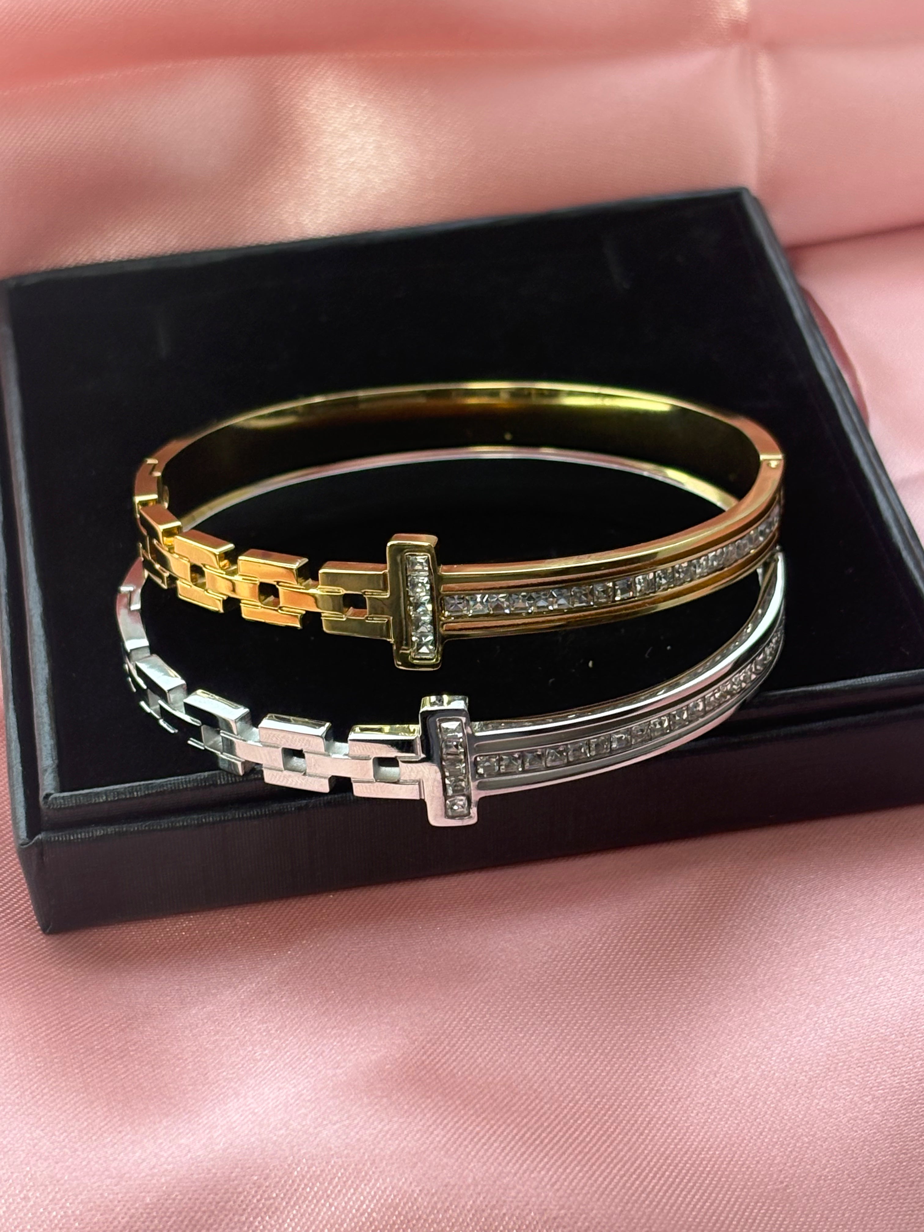 Inspired bangle / 18k gold plated stainless steel / silver & gold